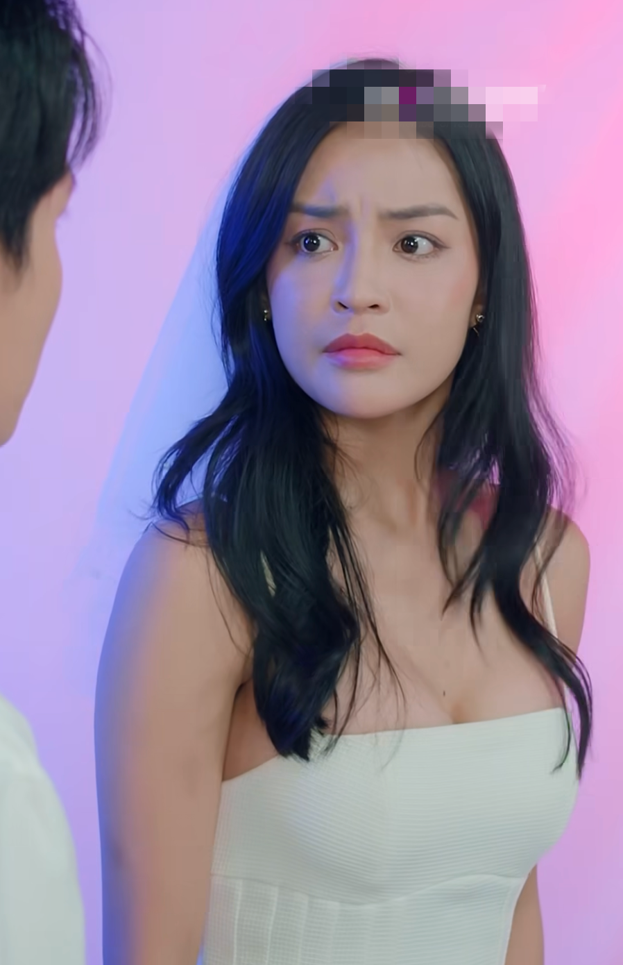 Cảnh nhạy cảm trong phim