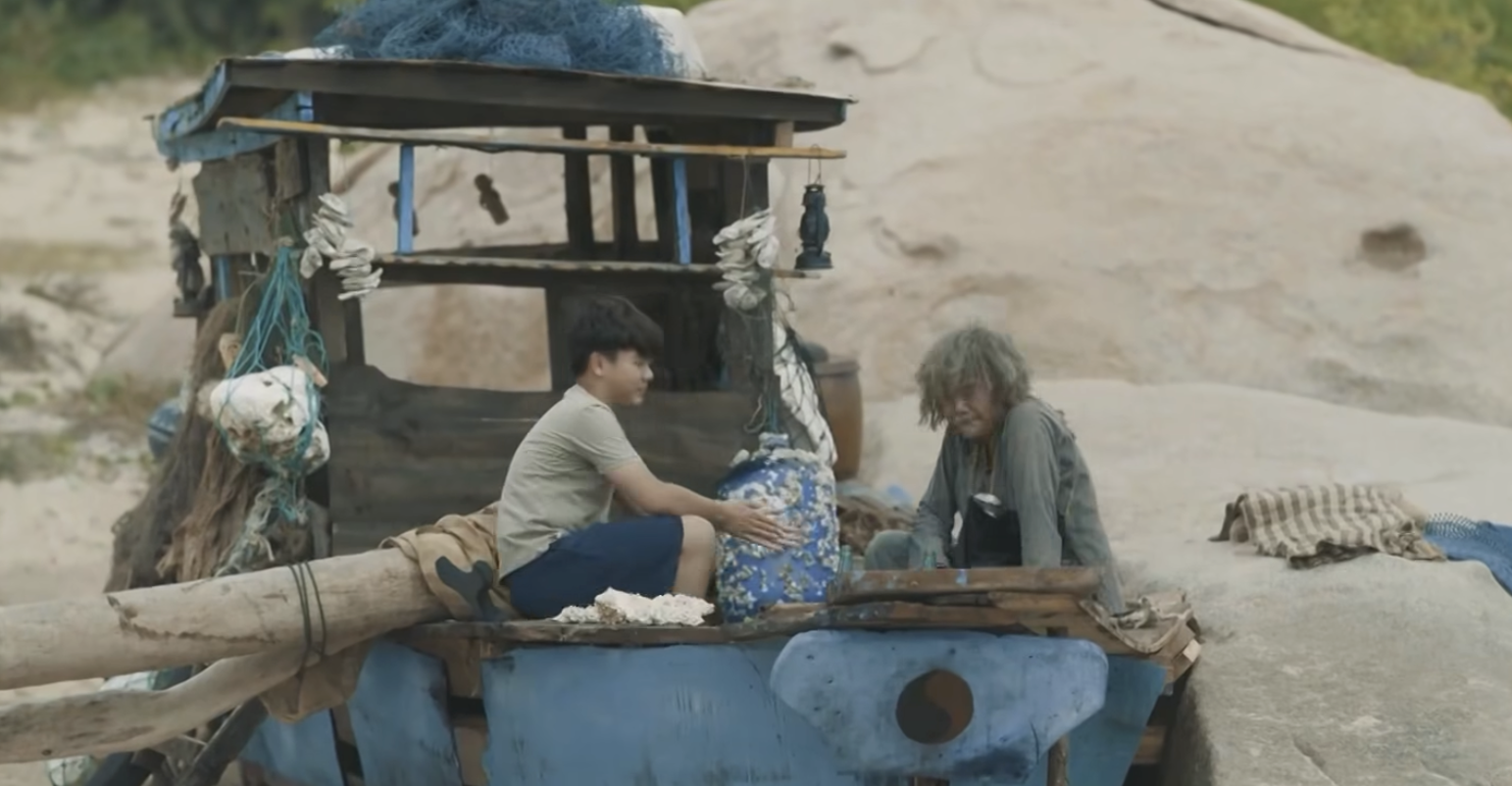 Phim Việt có nhân vật còn khổ hơn cả Khi Cuộc Đời Cho Bạn Quả Quýt, khán giả