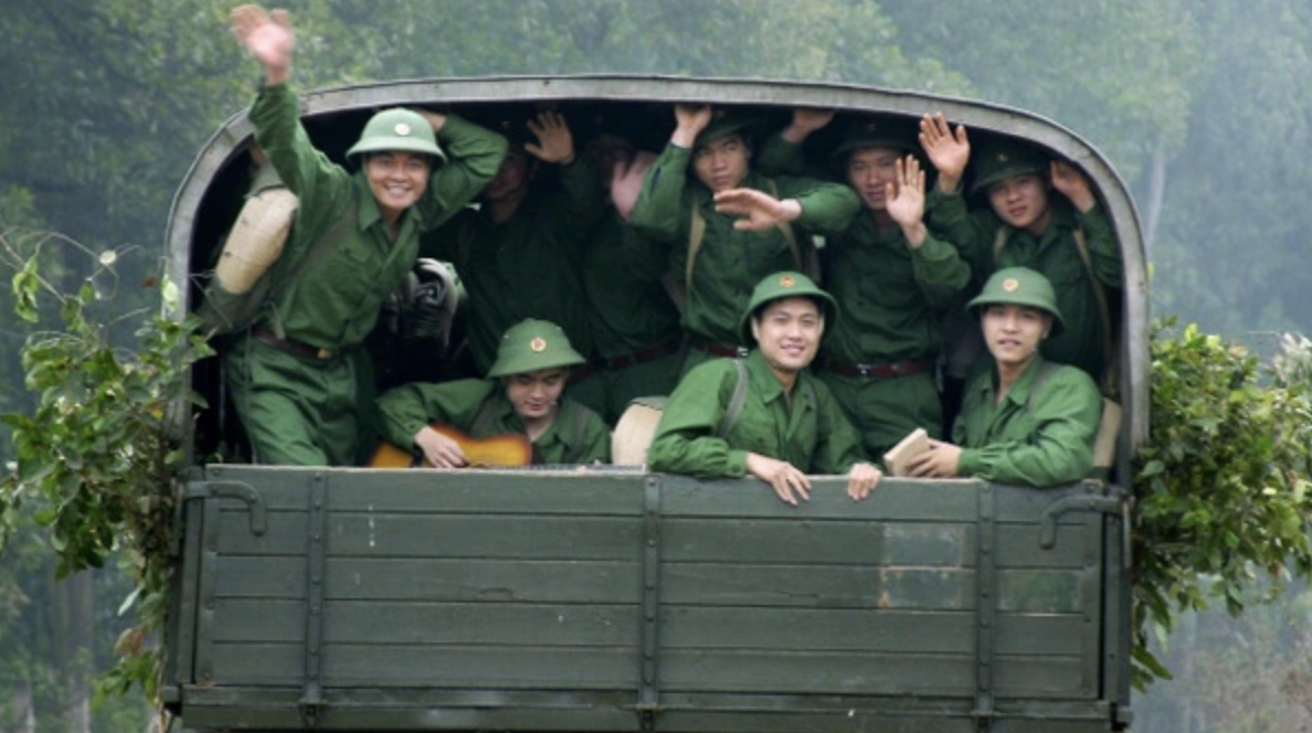 Bộ phim gây ám ảnh nhưng lấy nước mắt nhất hiện tại, 4 người đi nhưng chỉ có 1 trở về!- Ảnh 7.