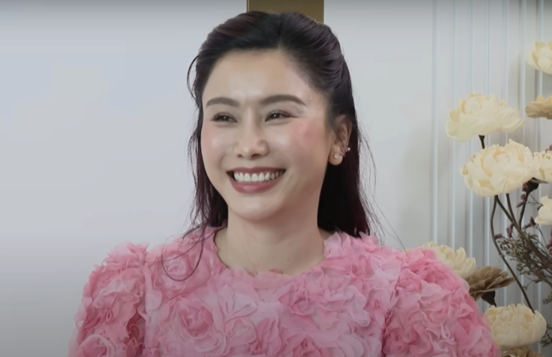 MC gây sốt với clip 4 triệu view ăn lòng se điếu: Sống trong nhà