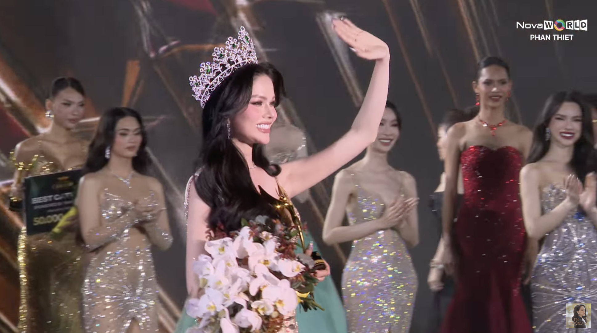 HOT: Hà Tâm Như chiến thắng Hoa hậu Chuyển giới Việt Nam 2025!- Ảnh 15.