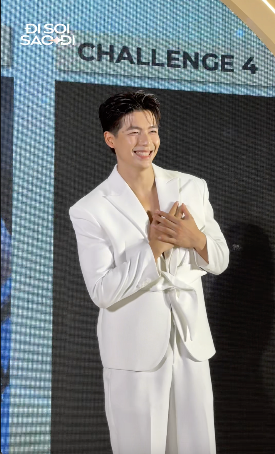 Khánh Vân và Hoa hậu 2k đọ sắc nét căng, Quốc Anh làm 1 hành động gây náo loạn chốn đông người!- Ảnh 5.