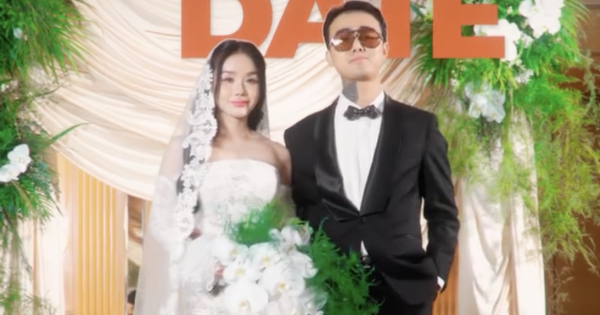 Lộ ảnh cưới của Đạt G và Cindy Lư, quy định cho khách mời gây tranh cãi 26 Lộ ảnh cưới của Đạt G và Cindy Lư, quy định cho khách mời gây tranh cãi anh man hinh 2025 07 01 luc 210453 1751378722798325082807 93 0 523 822 crop 1751378733434538737524png