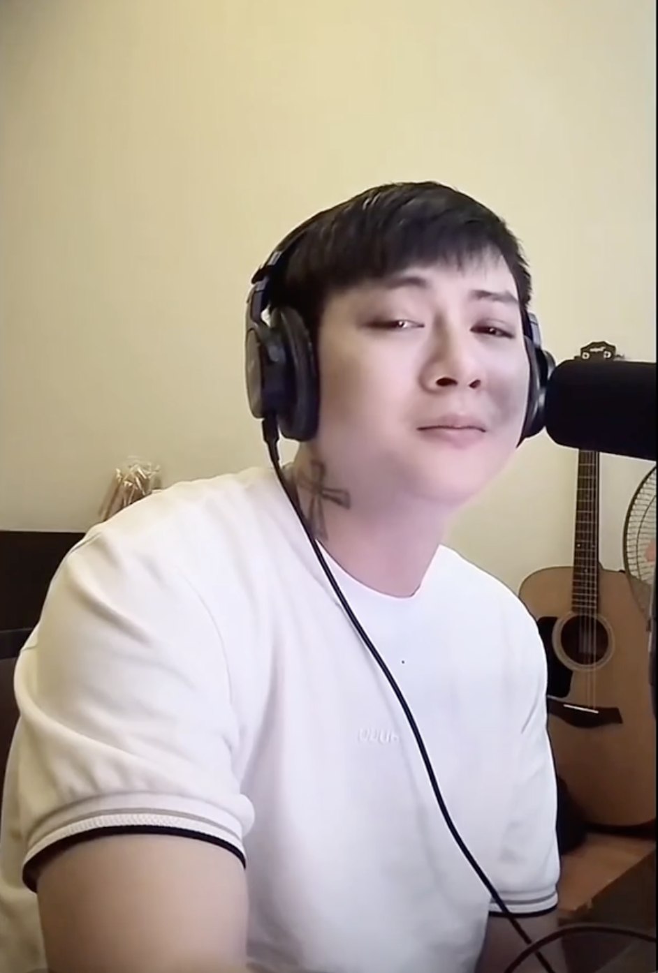 Động thái đầu tiên của Hoài Lâm sau khi Cindy Lư kết hôn- Ảnh 2. Động thái đầu tiên của Hoài Lâm sau khi Cindy Lư kết hôn- Ảnh 2.