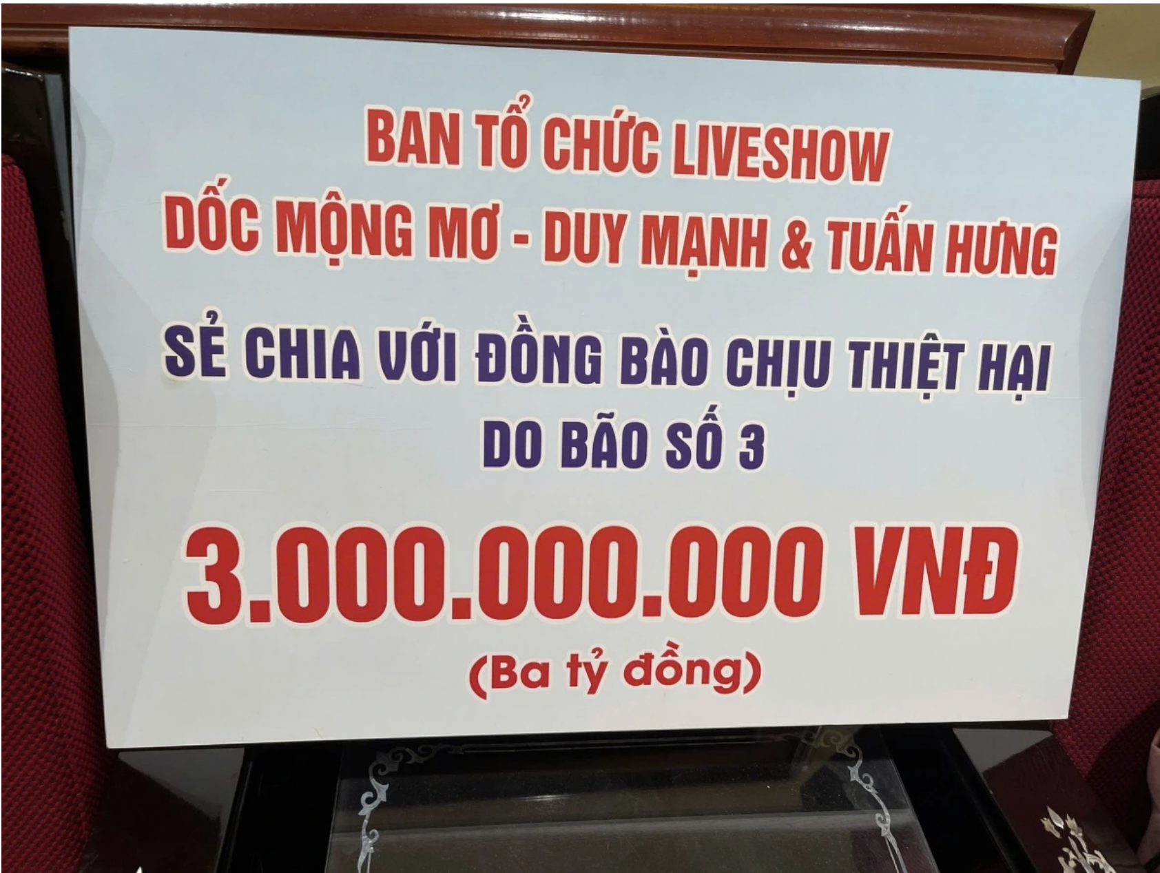 Nam ca sĩ Vbiz đóng góp 1 tỷ đồng ủng hộ bà con Nghệ An khắc phục hậu quả sau bão số 3- Ảnh 3. Nam ca sĩ Vbiz đóng góp 1 tỷ đồng ủng hộ bà con Nghệ An khắc phục hậu quả sau bão số 3- Ảnh 3.
