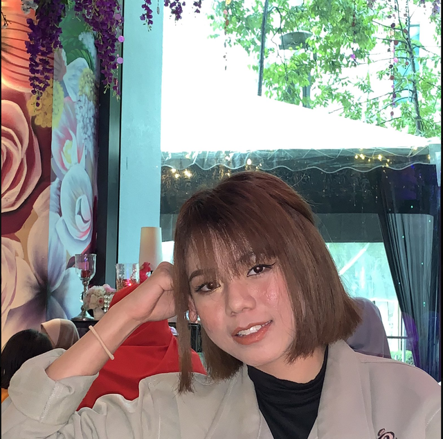 Xót xa gương mặt biến dạng sau khi mang thai của người mẹ trẻ, nhìn lại nhan sắc xinh đẹp trước đó càng không dám tin- Ảnh 1.