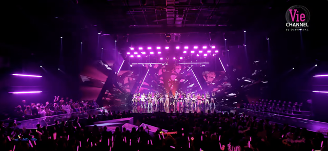 Phương Mỹ Chi chính thức là Quán quân Em Xinh Say Hi, Á quân LyHan và