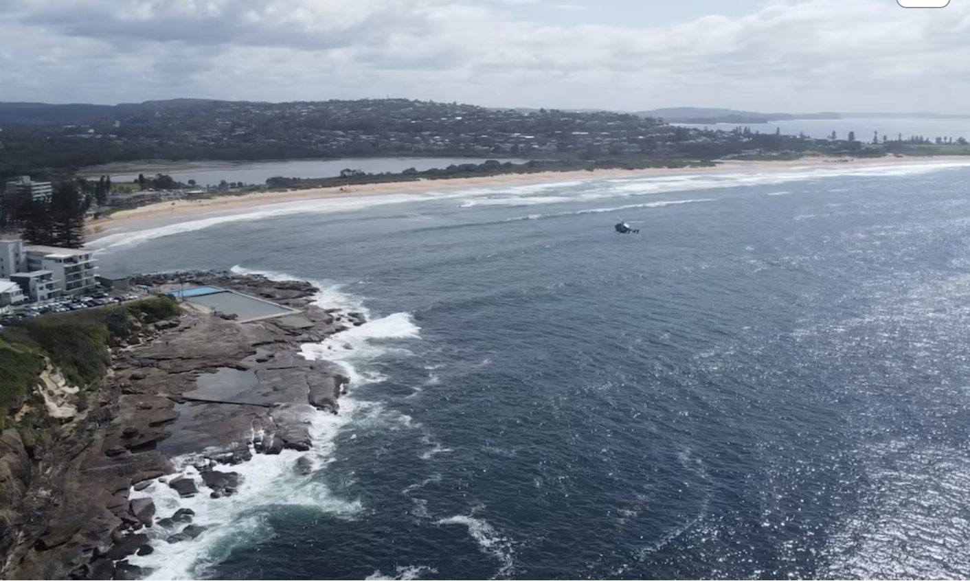 Người đàn ông bị cá mập cắn chết khi đang lướt sóng- Ảnh 1.