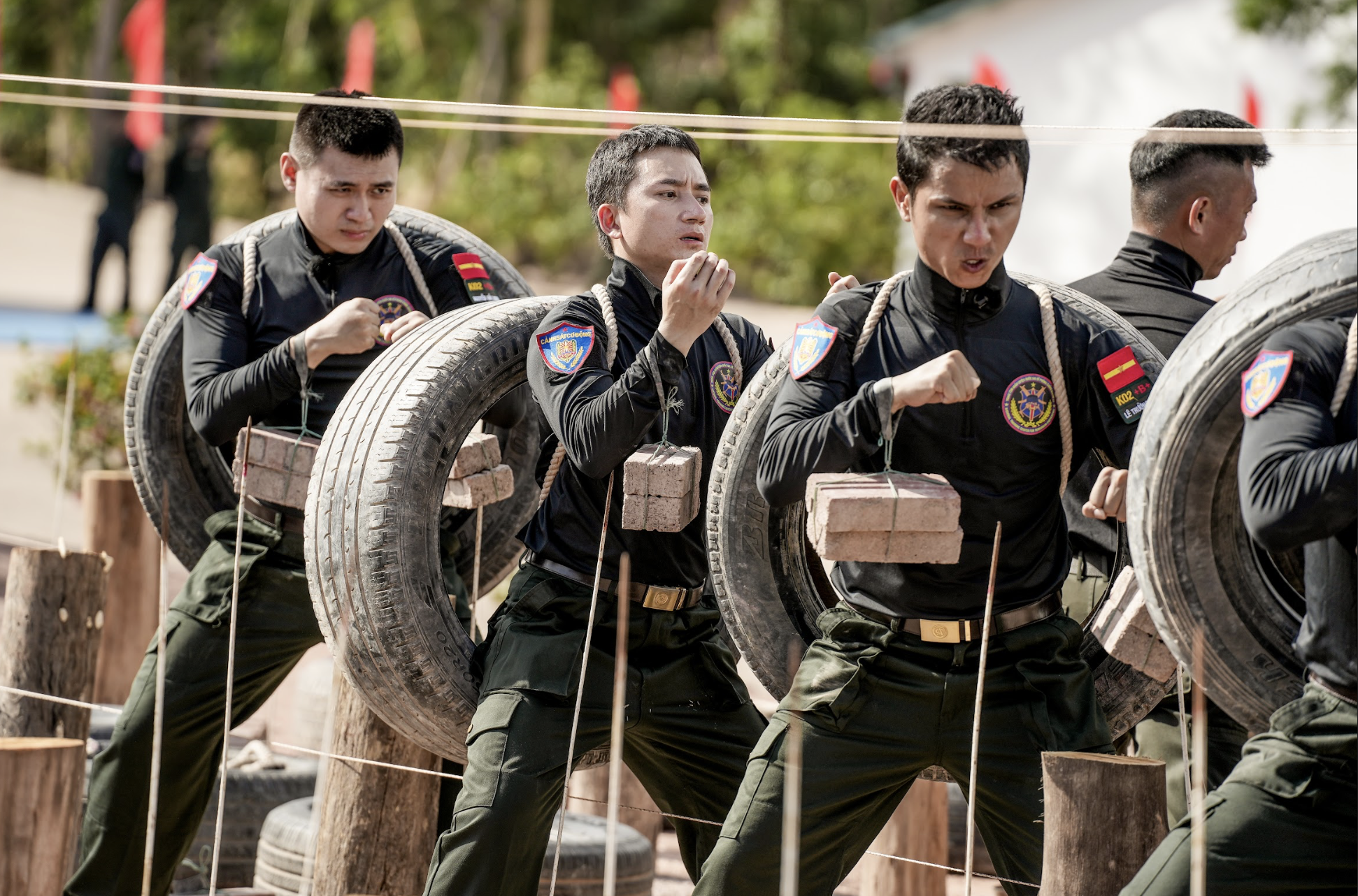 Không chịu nổi với Lê Dương Bảo Lâm, Kiều Minh Tuấn- Ảnh 5. Không chịu nổi với Lê Dương Bảo Lâm, Kiều Minh Tuấn- Ảnh 5.