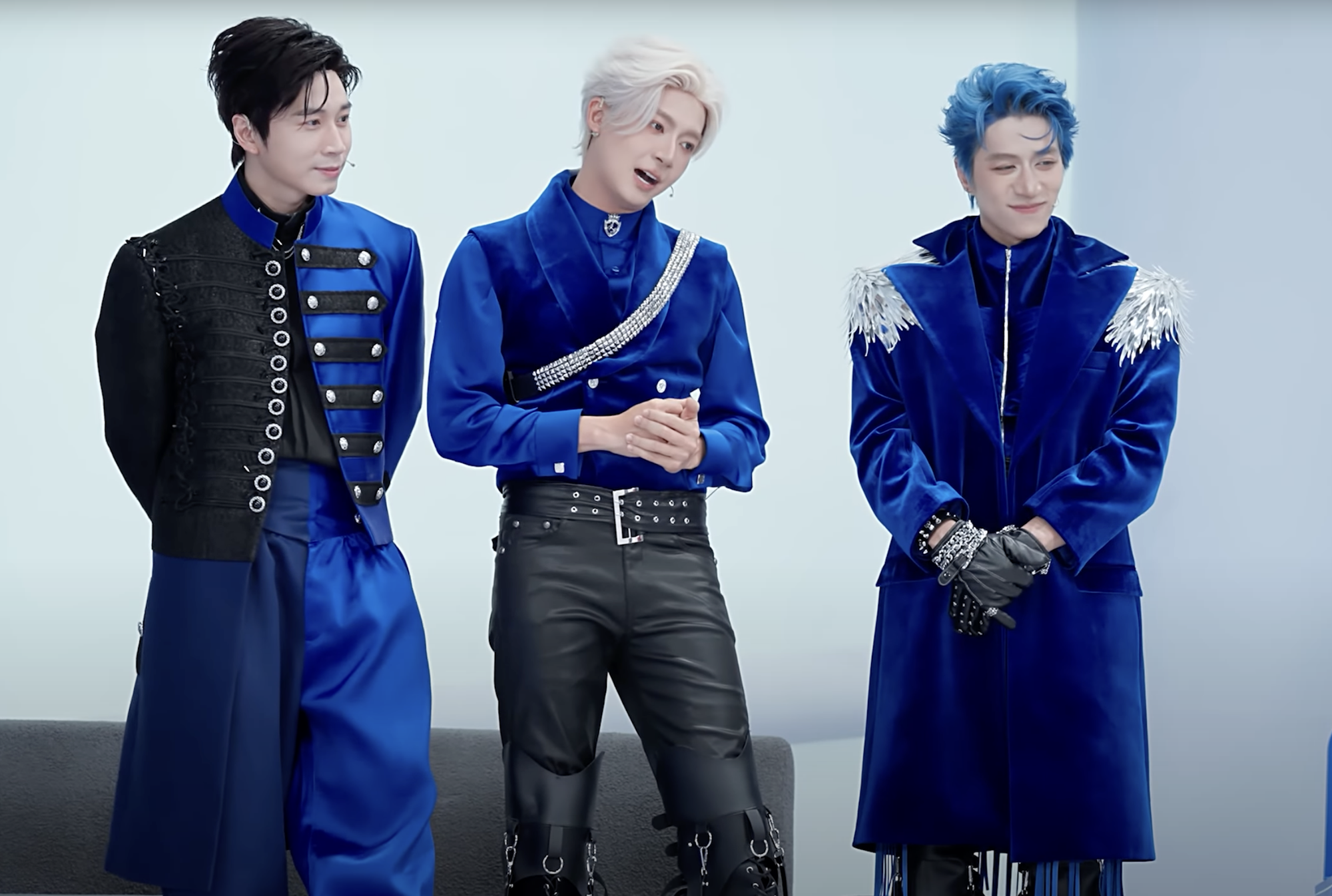 Anh Trai Say Hi diêm dúa!- Ảnh 4.