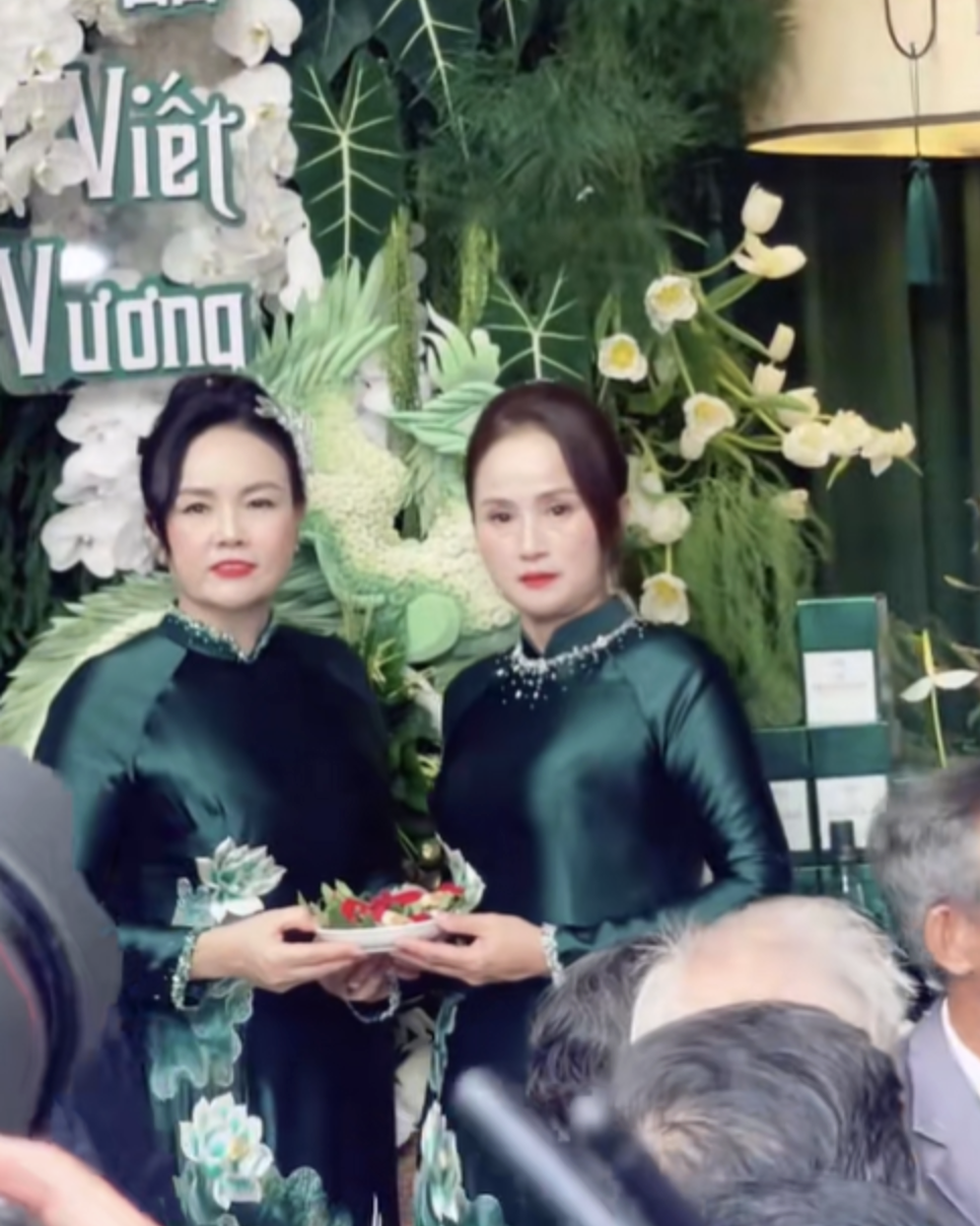 anh-man-hinh-2025-10-16-luc-135827-1760604056891-17606040573981427823892 "Sính lễ" giá trị nhất thiếu gia Sơn Hải hỏi cưới Hoa hậu Đỗ Hà anh man hinh 2025 10 16 luc 135827 1760604056891 17606040573981427823892