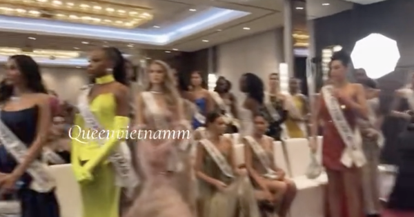 NÓNG: Ông Nawat mắng thí sinh Miss Universe đến bật khóc, đại diện các nước la ó, bỏ về tạo nên một "bãi chiến trường" 26 NÓNG: Ông Nawat mắng thí sinh Miss Universe đến bật khóc, đại diện các nước la ó, bỏ về tạo nên một "bãi chiến trường" anh man hinh 2025 11 04 luc 154925 17622461797321363669105 158 0 1120 1838 crop 1762246192537916587223png