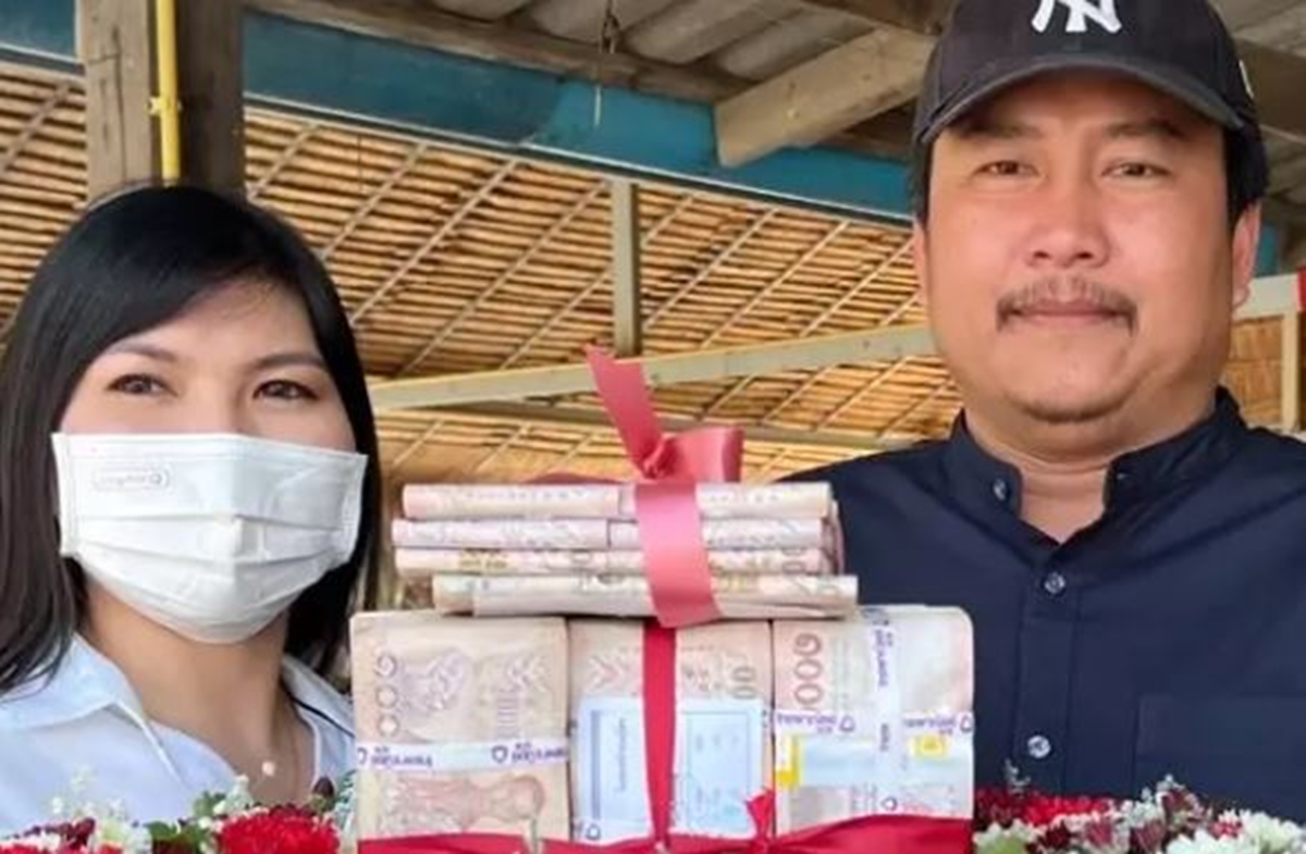 Anh nông dân có con trâu