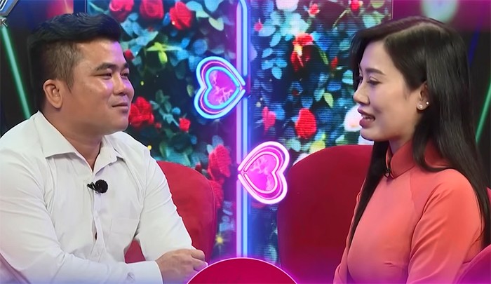 anh-tai-xe-cuoi-suong-5-1745854014-972-width700height405 Anh tài xế sung sướng khi được mai mối với mẹ đơn thân xinh đẹp - 5