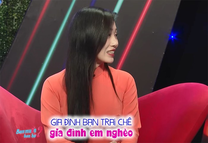 anh-tai-xe-sung-suong-khi-duoc-mai-moi-voi-me-don-than-xinh-dep-anh-tai-xe-cuoi-suong-2-1745853704-757-width700height483 Anh tài xế sung sướng khi được mai mối với mẹ đơn thân xinh đẹp - 2