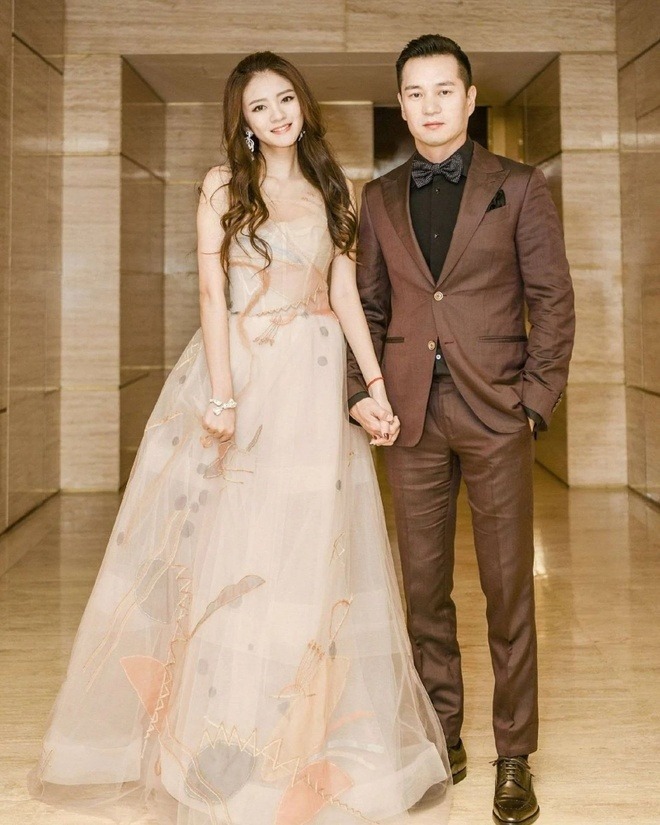 "Nữ diễn viên phim giờ vàng" cắt đứt quan hệ sau khi chồng đại gia bị bắt ann021 17601538014582036633407 1760157188074 17601571887481232376954