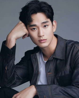 Video Kim Soo Hyun ê chề khi bị ông lớn mắng mỏ, xem phản ứng của đồng nghiệp xung quanh mới càng xấu hổ- Ảnh 4.