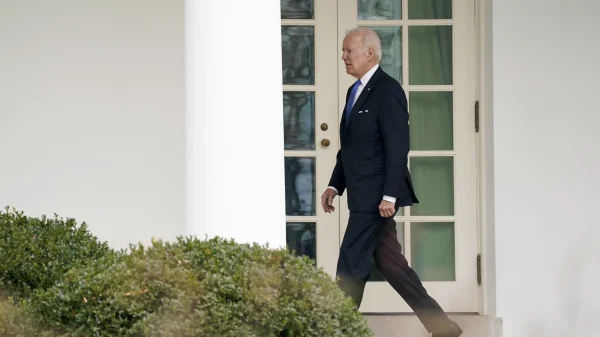 Được chăm sóc y tế 24/7, vì sao cựu Tổng thống Biden chỉ phát hiện ung thư ở giai đoạn cuối? ap23023609953583 4f2795768fc2656ff71faa1db9adf7c67b2c0afb 80156394066850071285868 1747794053035 1747794053298245358266