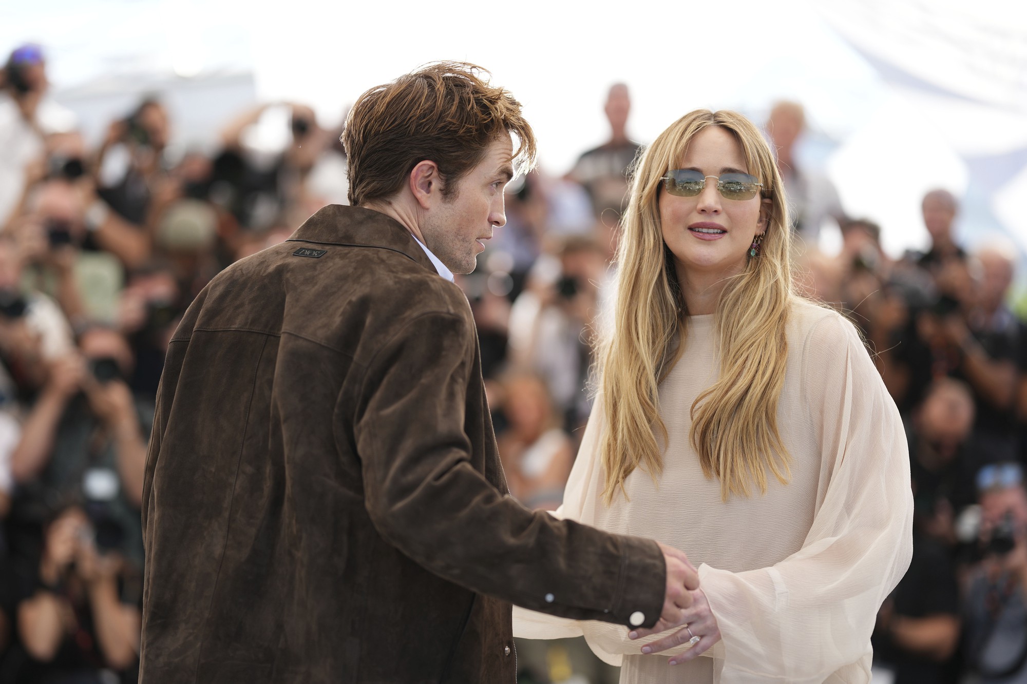 Jennifer Lawrence cảm thấy