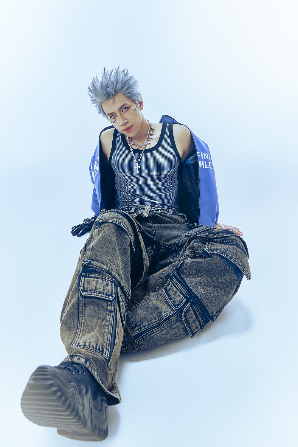 Nam ca sĩ từng liệt nửa mặt tham gia Anh Trai Say Hi: