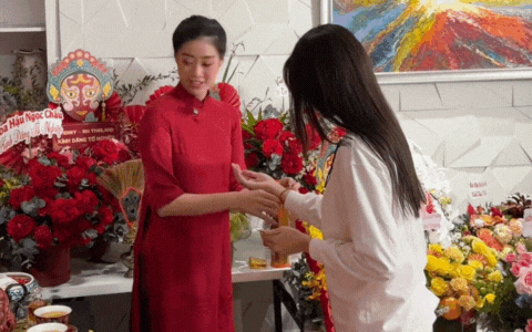 Khánh Vân mang thai con đầu lòng?- Ảnh 1. Khánh Vân mang thai con đầu lòng?- Ảnh 1.