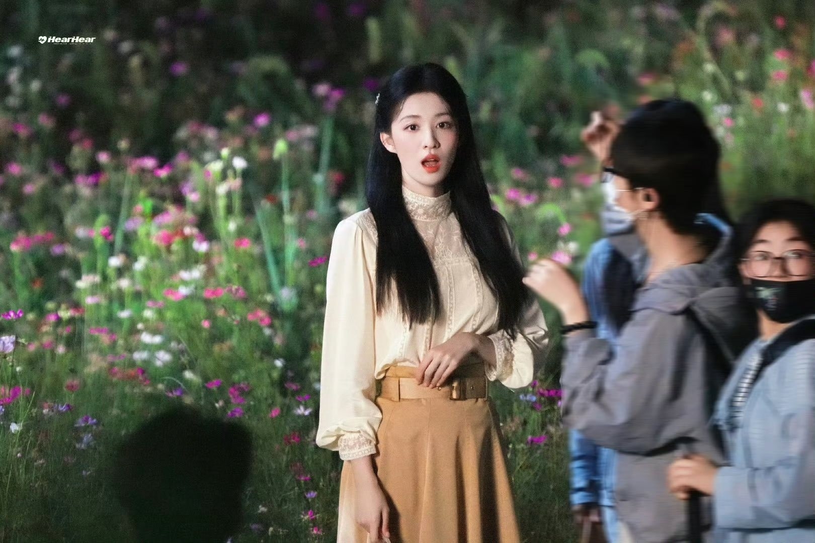 Trung Quốc hiện tại không ai mặc đẹp hơn mỹ nhân này: Visual như báu vật trần gian, siêu mẫu cũng phải gọi bằng điện thoại- Ảnh 4.