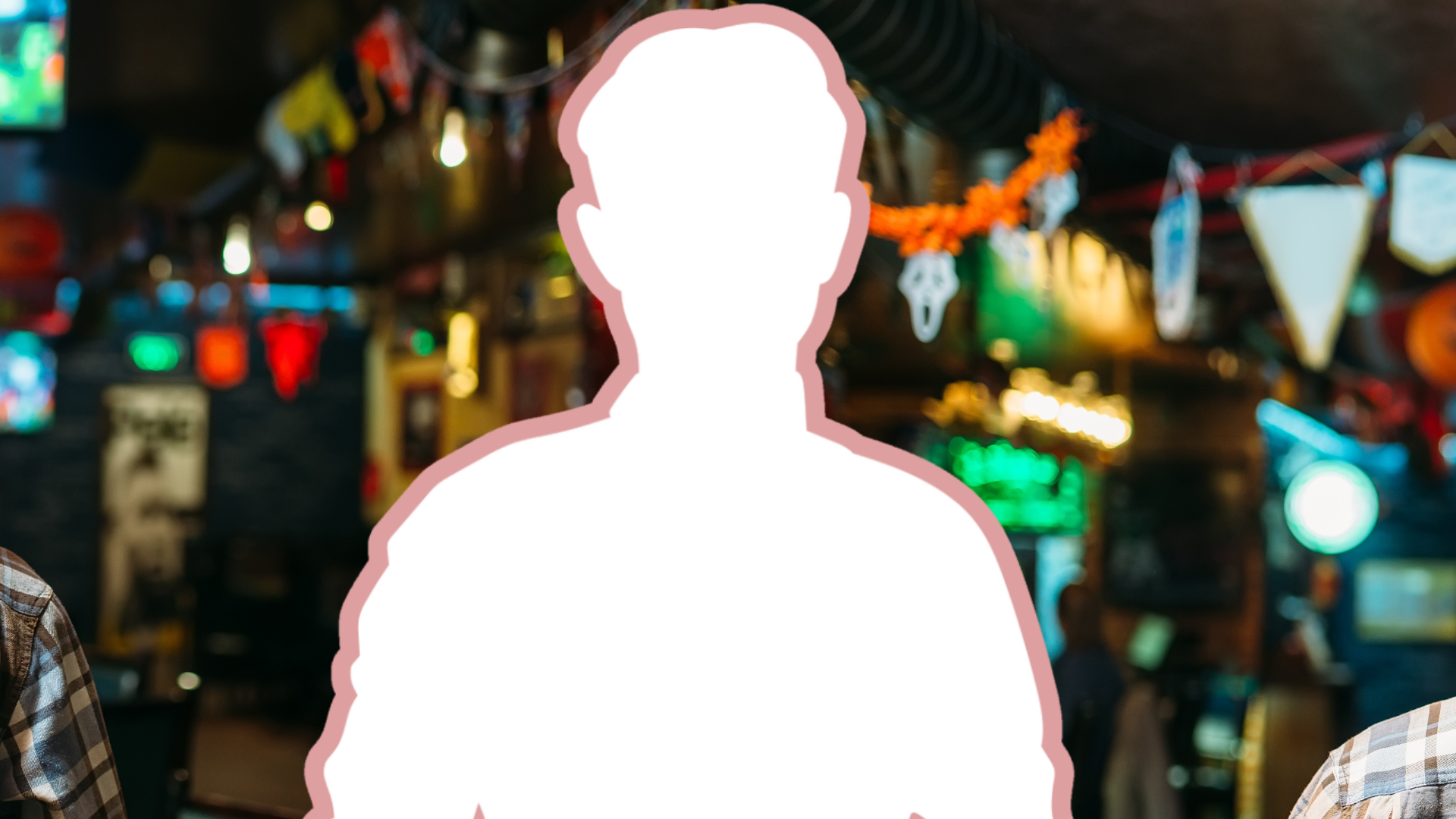 HÓNG: Rộ tin 1 nam rapper Vbiz hôn gái lạ trong quán bar dù đã có bạn gái 8 năm- Ảnh 2.