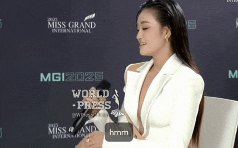 Hoa hậu Yến Nhi sững người khi bị chủ tịch Miss Grand hỏi về livestream nói xấu Sen Vàng- Ảnh 1. Hoa hậu Yến Nhi sững người khi bị chủ tịch Miss Grand hỏi về livestream nói xấu Sen Vàng- Ảnh 1.