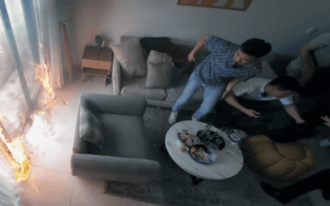 Tập 1 Chiến Sĩ Quả Cảm: Dàn sao sốc vì vụ cháy đột ngột, Lê Dương Bảo Lâm bị