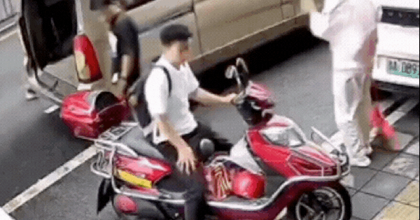 0,5 giây tử thần: Hai con dao nhà bếp “từ trên trời" rơi xuống người đi xe máy ava chuan 47 1751349701062868443743 8 20 620 1000 crop 1751356823179700839640gifpng