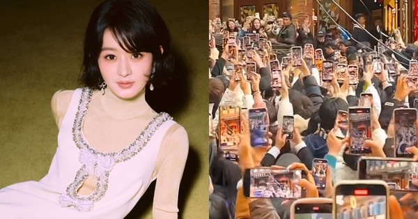 Triệu Lệ Dĩnh hoảng loạn vì bị vây kín giữa biển người, nhan sắc thật qua "cam thường" mới gây choáng ava dinh 17403312406261392821812 21 0 649 1200 crop 1740331250823509004877jpg