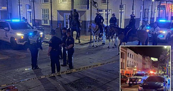 Xe điên lao vào đám đông đón năm mới tại Mỹ khiến ít nhất 45 người thương vong avatar1735742110983 1735742111308668399386 0 25 382 636 crop 17357421206651972907143jpg