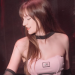 Cận cảnh nhan sắc xinh đẹp của nữ DJ ngoại quốc, cổ vũ hết mình cho đội tuyển Việt Nam avatar1735877339048 17358773393052091421044png