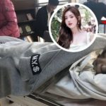 Sự thật gây sốc phía sau bức ảnh Triệu Lộ Tư hôn mê, nguy kịch nằm cáng vào bệnh viện cấp cứu avatar1735882572082 17358825752497508563 0 0 335 640 crop 1735882634506841012734jpg