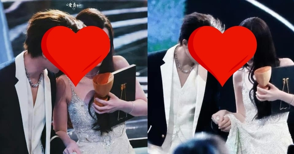 Khoảnh khắc lãng mạn nhất Tinh Quang Đại Thưởng 2025 viral khắp MXH, netizen hú hét: Yêu đi chờ chi avatar1736006977224 173600697760336019803 0 0 501 957 crop 1736007129810475853738jpg