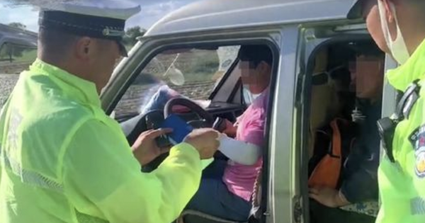 Đưa con đi học bằng ô tô, người phụ nữ bất ngờ bị phạt 103 triệu đồng: Khiếu nại luôn đơn vị xử phạt mình, toà đưa ra phán quyết bất ngờ avatar1736348866529 1736348867288714013944 0 42 624 1040 crop 17363488789731157403925png