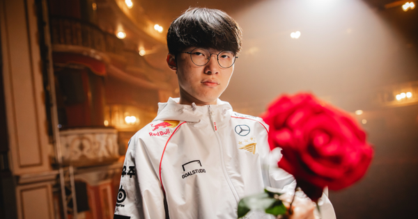 Khán giả phát hiện "bạn gái tin đồn Faker" luôn đồng hành cùng T1, có những khung ảnh không fan nào có được avatar1736396745022 17363967453161161953191 13 0 484 900 crop 17363968486761560195244png