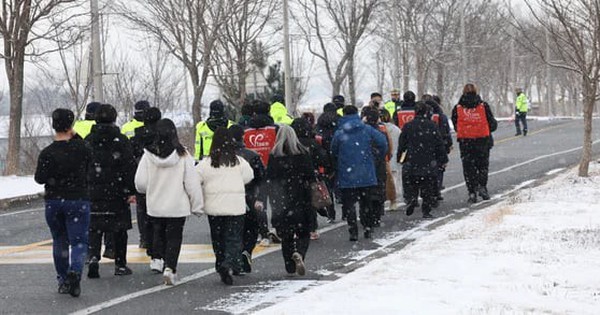 Ngày thứ 15 sau thảm hoạ hàng không Jeju Air: Gia quyến tuyệt vọng, xin thêm 3 ngày để tìm kiếm thi thể và di vật của người thân avatar1736766287278 17367662875591524196395 80 0 373 560 crop 17367664860611942117205jpg