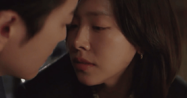 Cảnh hôn khiến khán giả phát điên avatar1736818196970 17368181973602131791290 52 0 414 692 crop 1736818385672712095007gifpng