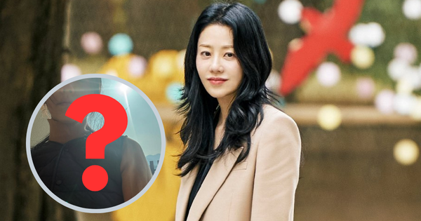 Ngoại hình không ai nhận ra của Á hậu bị Samsung ruồng bỏ avatar1737018571393 17370185719341524752449 9 0 512 960 crop 17370186267621658096138png