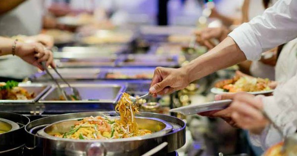 Khách mua 1 suất buffet 120.000 đồng cho 3 người, bị nhà hàng nhắc nhở liền phản ứng: “Chúng tôi sợ lãng phí đồ ăn” avatar1737334648057 1737334648168473587227 0 10 478 775 crop 1737334670451805432747jpg