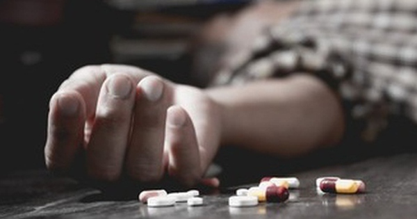 Con trai tự tử, mẹ lên cơn đau tim rồi qua đời khi biết tin avatar1737341344622 1737341348718482015374 0 8 315 512 crop 1737341380833729991558jpg