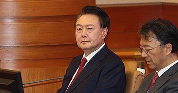 Hàn Quốc: Ông Yoon Suk-yeol đến bệnh viện sau phiên tòa luận tội avatar1737517417763 17375174181201447098281 0 96 315 600 crop 17375174377991124910788jpeg