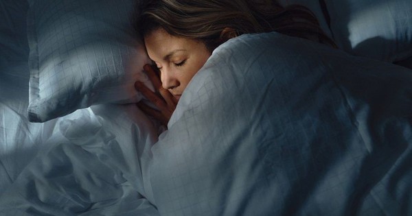 Cảnh báo ngủ quá nhiều có thể làm tăng nguy cơ tử vong avatar1737786047733 1737786048107815505083 0 288 570 1200 crop 17377861209091714585269jpg