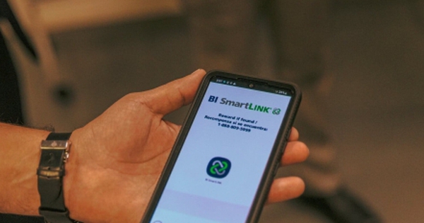 Hệ thống giám sát khổng lồ giúp ông Trump quản lý nhập cư hoạt động thế nào? avatar1737906137055 17379061373831939159556 0 116 276 558 crop 17379062593862030742437jpg