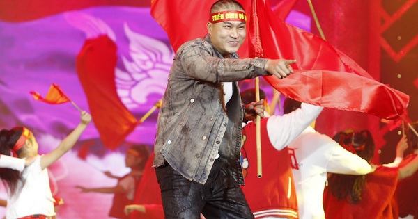 Câu chúc Tết đỉnh hơn chữ đỉnh trong Táo Quân 2025 avatar1738075598068 1738075598821911883583 59 402 624 1482 crop 17380756383161208721992jpg