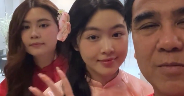 Lọ Lem - Hạt Dẻ bất giác bị bố Quyền Linh bắt gặp, lộ nhan sắc và tính cách thật avatar1738152791236 1738152792054220688854 0 0 612 1170 crop 17381528503971953144716png