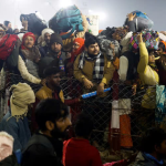 90 người thương vong trong vụ giẫm đạp tại lễ hội tắm sông lớn nhất hành tinh avatar1738213153063 17382131533751463973859 0 0 314 600 crop 173821317740914026721png