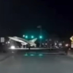 Khoảnh khắc trực thăng va chạm máy bay làm 67 người chết ở Mỹ avatar1738372360158 17383723604781476368898 0 66 266 492 crop 1738372448771380176708png