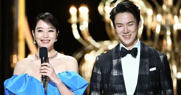 Kim Hye Soo rời khỏi giải thưởng Rồng Xanh để tránh phải nhịn đói avatar1738376058250 17383760586221177419898 0 0 354 677 crop 1738376100375113045121jpg